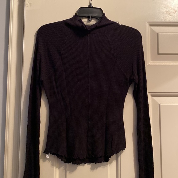 Free People black waffle knot mock neck - Picture 2 of 4